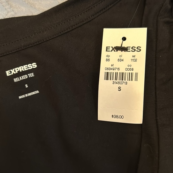 Express Top - Picture 3 of 11